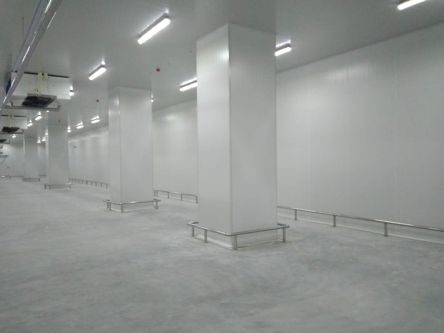 20000㎡冷鏈配送中心冷藏庫(kù)需要投資的費(fèi)用是多少？