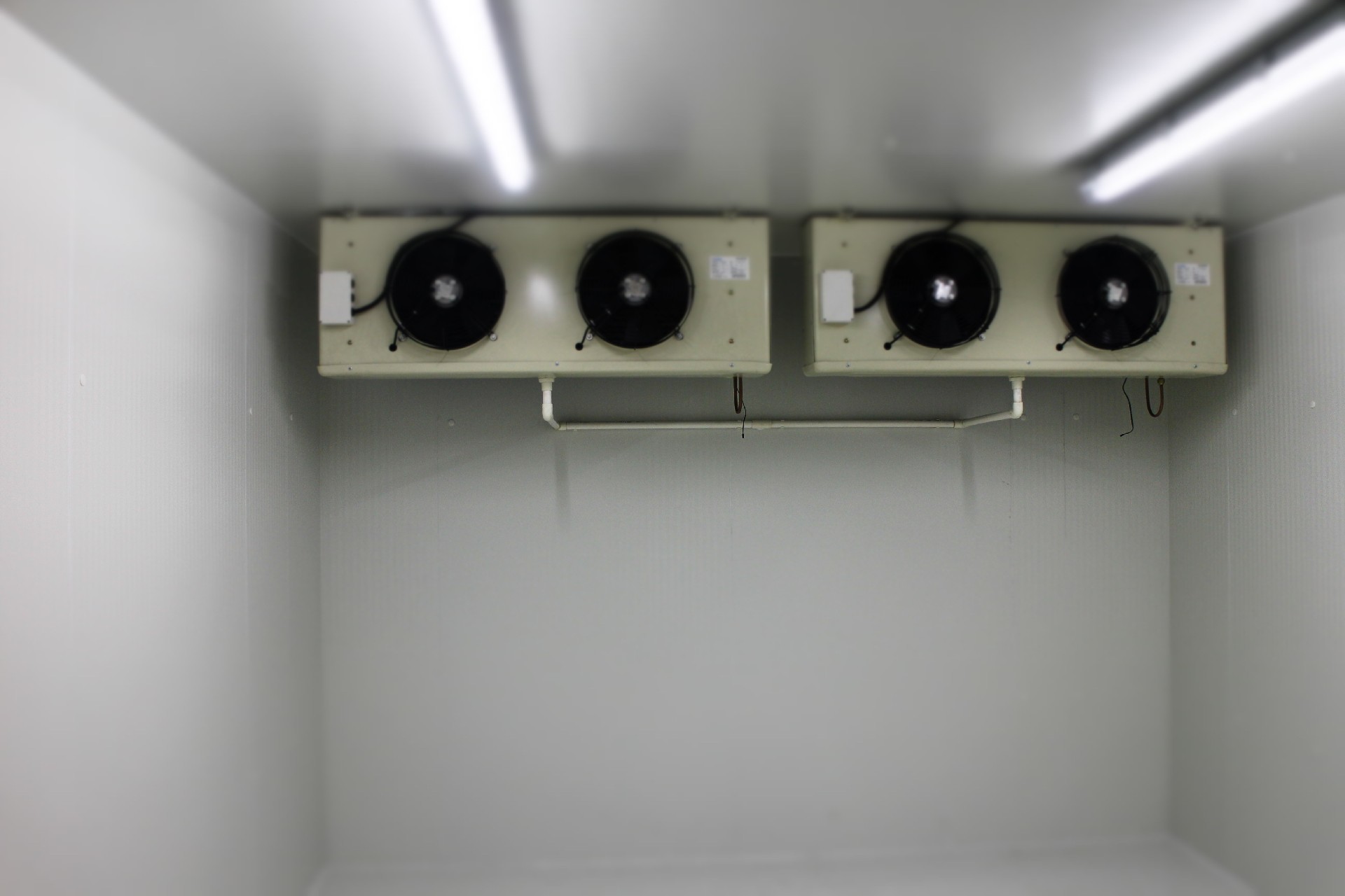 學(xué)校建設(shè)500m3實(shí)驗(yàn)室冷藏庫投資費(fèi)用需要多少錢？