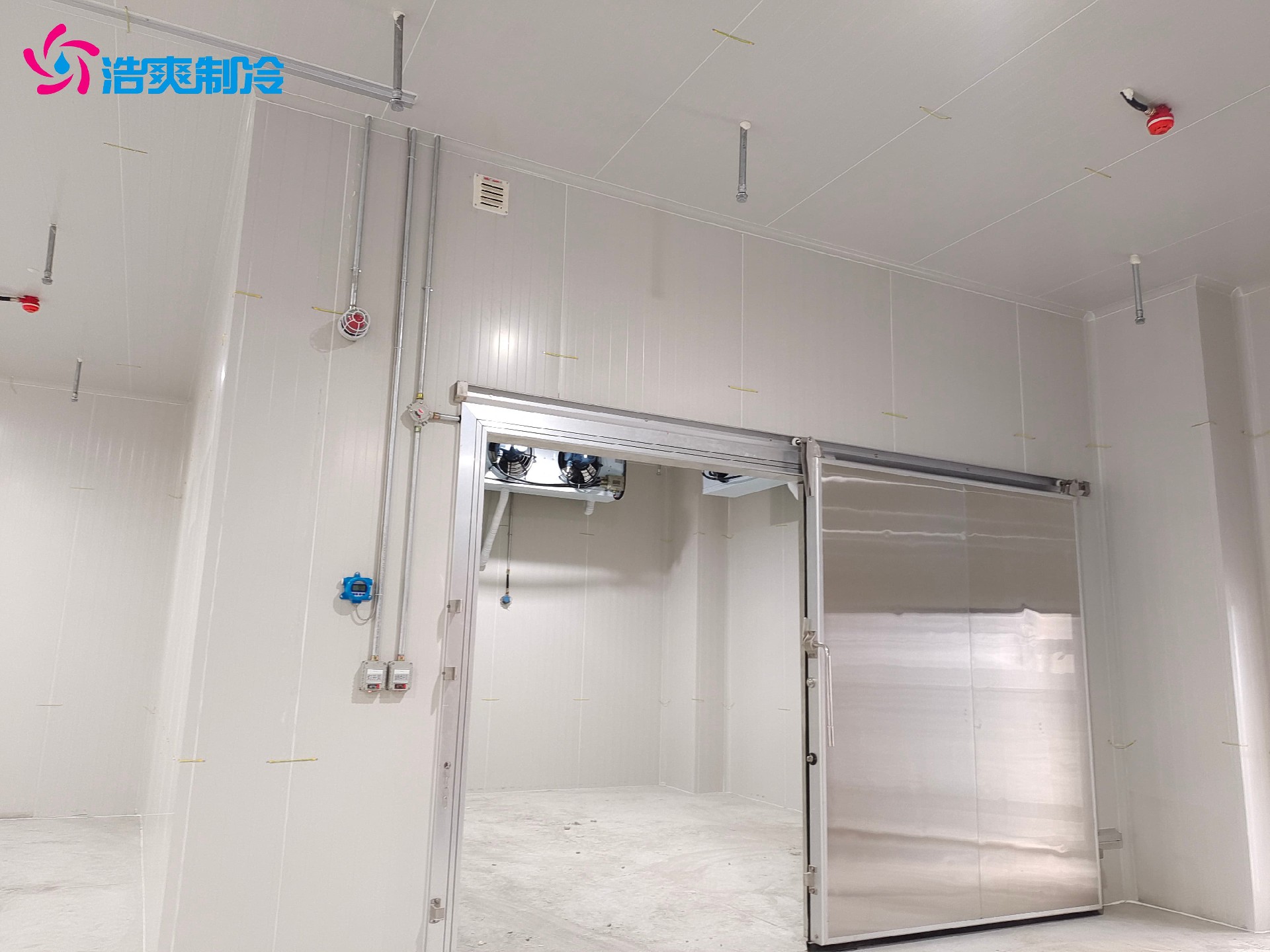 建造一個(gè)60噸的防爆冷庫(kù)的造價(jià)因素及安裝設(shè)計(jì)的具體要求